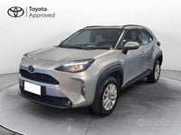 Usata Toyota Yaris Cross Active 116 CV (85 kW) 2021 Argento SUV