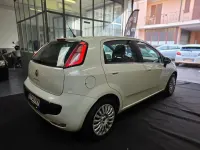 Usata Fiat Punto Evo Dynamic 75 CV (55 kW) 2011 Bianco Utilitaria