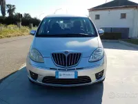 Usata Lancia Musa S 95 CV (69 kW) 2010 Grigio Monovolume