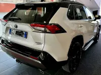 Usata Toyota RAV4 Hybrid 222 CV (163 kW) 2019 Bianco SUV