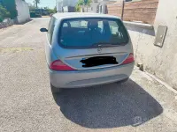 Usata Lancia Ypsilon 60 CV (44 kW) 2000 Bluazzurro Utilitaria