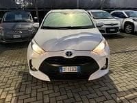 Usata Toyota Yaris Hybrid Business Edition 101 CV (74 kW) 2021 Bianco Utilitaria