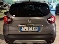 Usata Renault Captur 90 CV (66 kW) 2019 Grigio SUV
