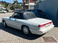 Usata Alfa Romeo Spider 122 CV (89 kW) 1991 Bianco Cabrio