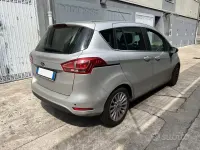 Usata Ford B-MAX 105 CV (77 kW) 2013 Grigio Monovolume