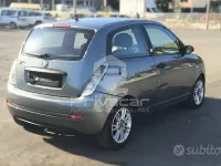 Usata Lancia Ypsilon 77 CV (56 kW) 2009 Grigio Utilitaria