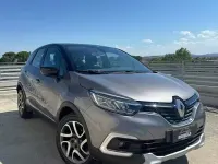 Usata Renault Captur Intens 90 CV (66 kW) 2017 Grigio SUV