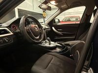 Usata BMW 316 Advantage 116 CV (85 kW) 2017 Blu Station wagon