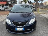 Usata Lancia Ypsilon Silver 69 CV (50 kW) 2016 Blu Utilitaria