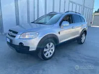 Usata Chevrolet Captiva 150 CV (110 kW) 2007 Grigio SUV