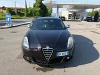 Usata Alfa Romeo Giulietta Progression 170 CV (125 kW) 2011 Marrone Utilitaria