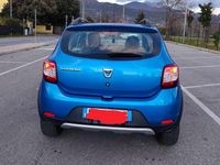 Usata Dacia Sandero Prestige 90 CV (66 kW) 2016 Blu/azzurro SUV