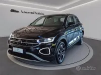Usata VW T-Roc Style 110 CV (80 kW) 2023 Nero SUV