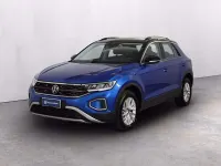 Usata VW T-Roc Life 116 CV (85 kW) 2022 Ravenna blue metallizzato deep SUV