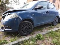 Usata Lancia Ypsilon 85 CV (62 kW) 2017 Blu Utilitaria