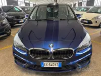 Usata BMW 218 Active Tourer Advantage 136 CV (100 kW) 2014 Blu Monovolume