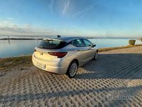 Usata Opel Astra 95 CV (69 kW) 2016 Grigio Utilitaria