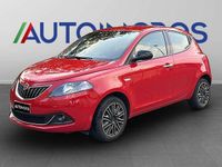 Usata Lancia Ypsilon Gold 69 CV (50 kW) 2023 Rosso amore Utilitaria