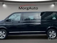 Usata VW Caravelle 150 CV (110 kW) 2018 Nero Furgone
