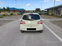Usata Renault Twingo 75 CV (55 kW) 2013 Utilitaria