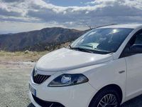 Usata Lancia Ypsilon Gold 69 CV (50 kW) 2021 Bianco Utilitaria