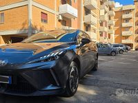 Usata MG MG4 EV 150 kW (204 CV) 2023 Grigio Utilitaria