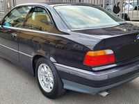Usata BMW 318 140 CV (102 kW) 1995 Nero Coupé