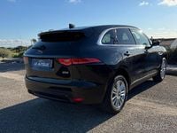 Usata Jaguar F-Pace Chequered Flag 180 CV (132 kW) 2020 Nero SUV