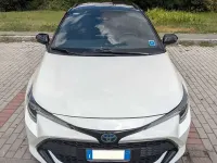 Usata Toyota Corolla Style 98 CV (72 kW) 2019 Bianco Berlina