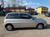 Usata Lancia Ypsilon 60 CV (44 kW) 2002 Grigio Utilitaria