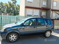 Usata Ford Fusion 68 CV (50 kW) 2008 Blu Monovolume