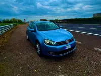 Usata VW Golf VI 105 CV (77 kW) 2009 Blu Utilitaria