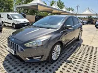 Usata Ford Focus Titanium 120 CV (88 kW) 2015 Grigio Berlina