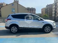 Usata Ford Kuga Business Edition 120 CV (88 kW) 2019 Grigio SUV