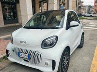 Begagnad Smart ForTwo Coupé Prime 41 kW (56 HK) 2024 Vit Halvkombi