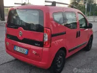 Usata Fiat Qubo Trekking 70 CV (51 kW) 2013 Rosso Monovolume