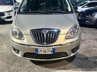 Usata Lancia Musa Gold 95 CV (69 kW) 2012 Grigio Monovolume