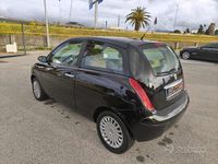 Usata Lancia Ypsilon 70 CV (51 kW) 2006 Nero Utilitaria