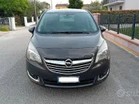 Usata Opel Meriva 95 CV (69 kW) 2015 Grigio Monovolume