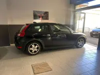 Usata Volvo C30 Momentum 136 CV (100 kW) 2007 Nero Utilitaria