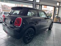 Usata Mini One D Business 95 CV (69 kW) 2016 Nero Utilitaria