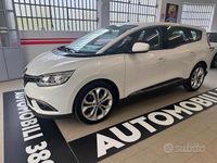 Usata Renault Grand Scénic IV Business 120 CV (88 kW) 2020 Bianco Monovolume