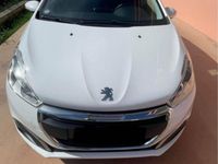 Usata Peugeot 208 75 CV (55 kW) 2015 Utilitaria