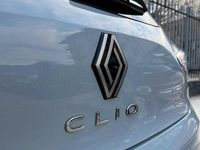 Usata Renault Clio V Evolution 101 CV (74 kW) 2024 Grigio Berlina