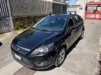 Usata Ford Focus 109 CV (80 kW) 2010 Nero Berlina