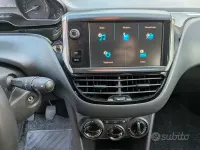 Usata Peugeot 208 Allure 83 CV (61 kW) 2018 Nero Utilitaria