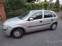 Usata Opel Corsa 75 CV (55 kW) 2002 Grigio Utilitaria