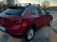 Usata VW T-Roc Life 110 CV (80 kW) 2023 Rosso SUV