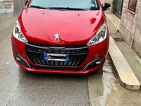 Usata Peugeot 208 75 CV (55 kW) 2018 Rosso Utilitaria