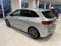 Usata Mercedes B180 Premium 136 CV (100 kW) 2020 Argento Utilitaria